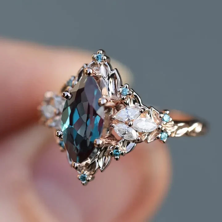 Anillo Cristalino Azul Exótico Vintage